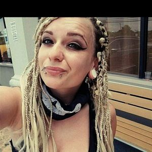 Meet your Posher, Charlie